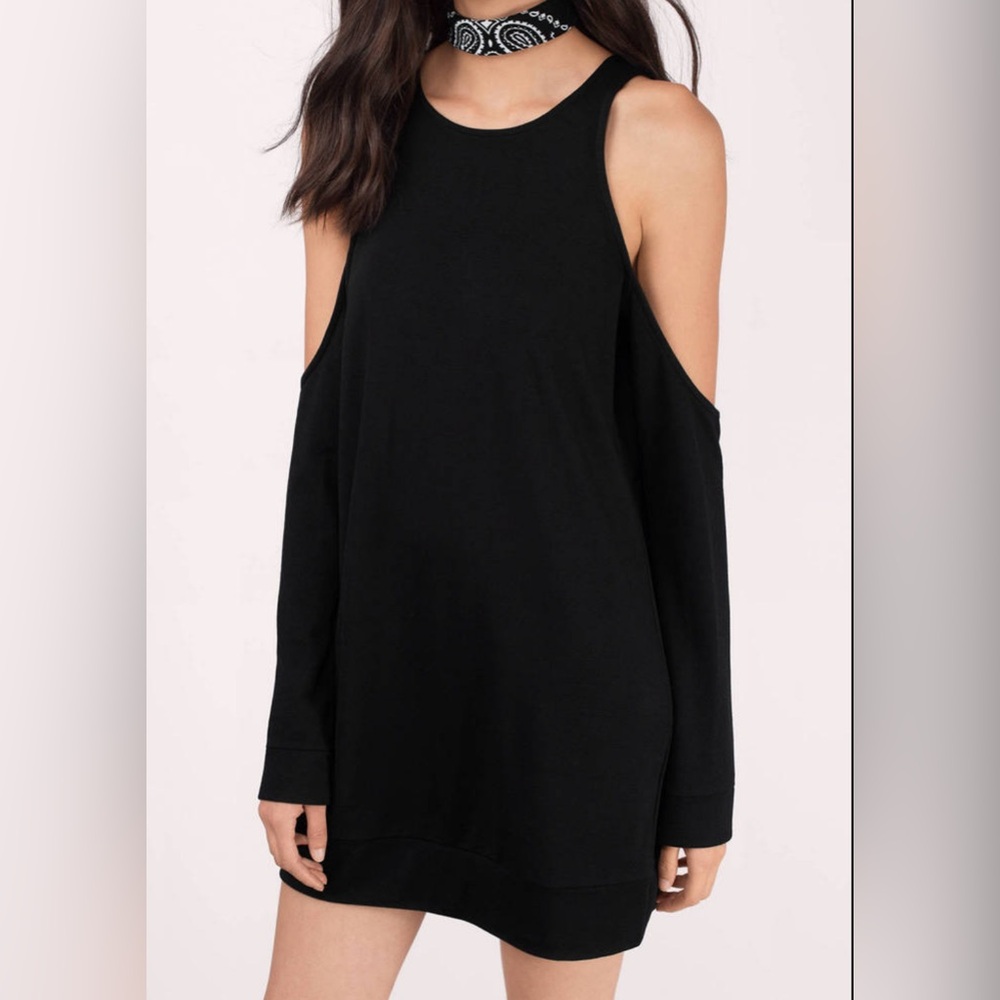 Tobi Flirt With You Sweatshirt Dress in Black